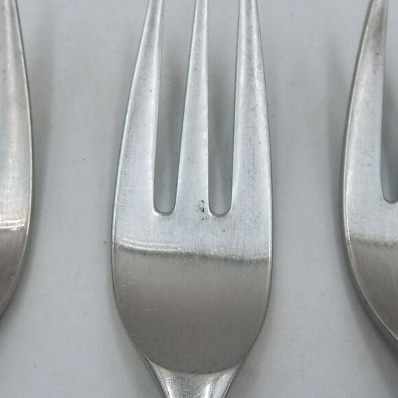 Towle Lauffer Magnum Stainless Flatware 18/8 Set 4 Salad Forks Japan 7 Inch - Picture 4 of 10